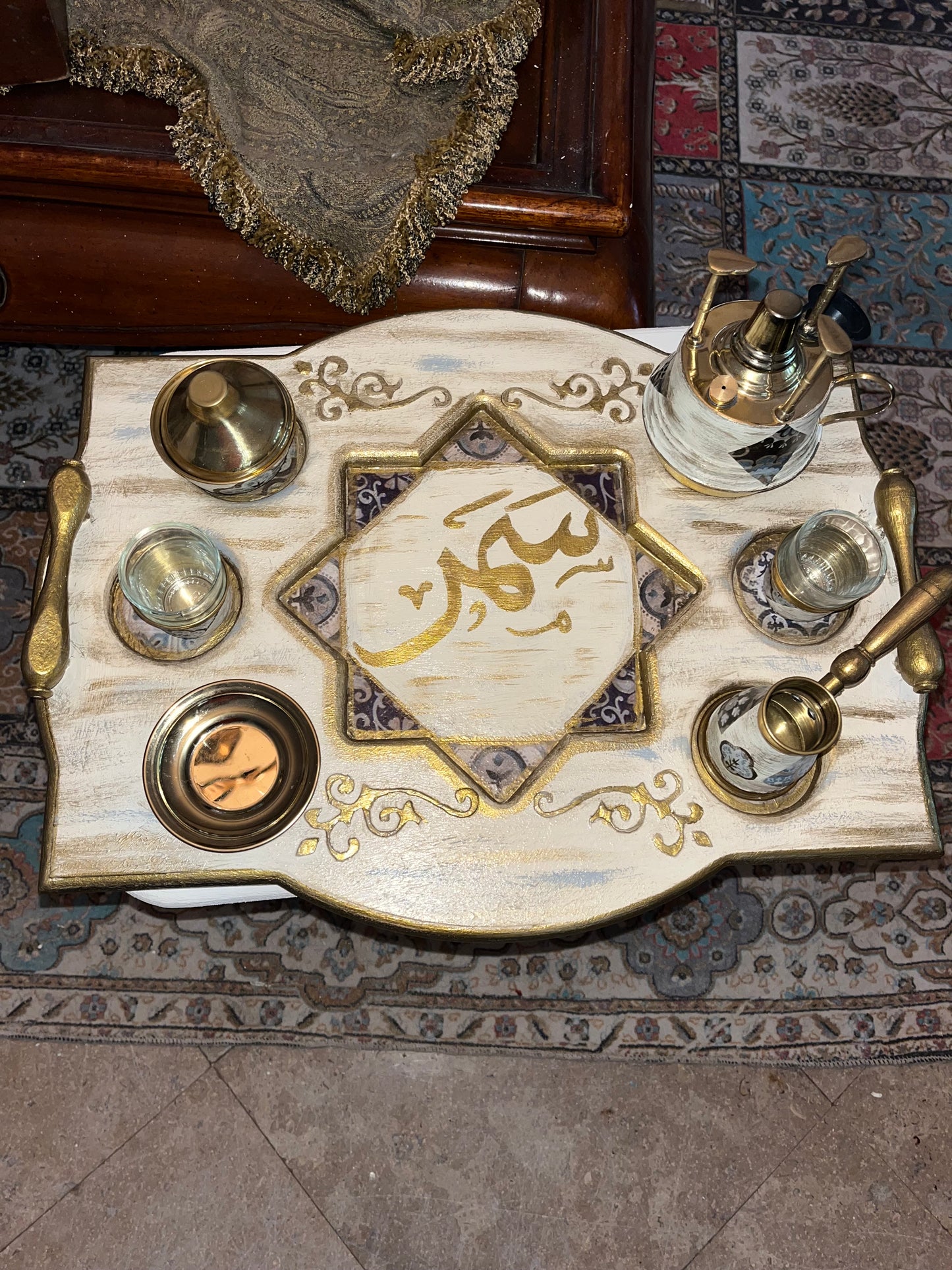 Customized tray and coffee set